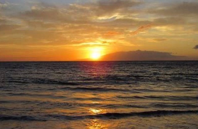 Worldmark Wyndham, Luxurious 1 Bedroon sleeps 4, across from Kama'ole Beach Park
