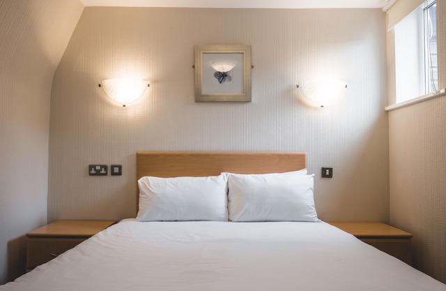 Wycliffe Hotel