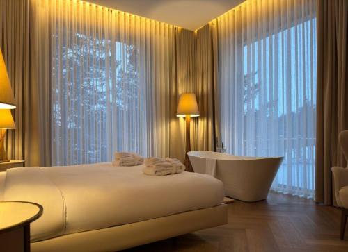 Wyndham Residences Aqkol