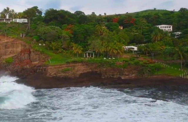 XANADU, La Joya surf house
