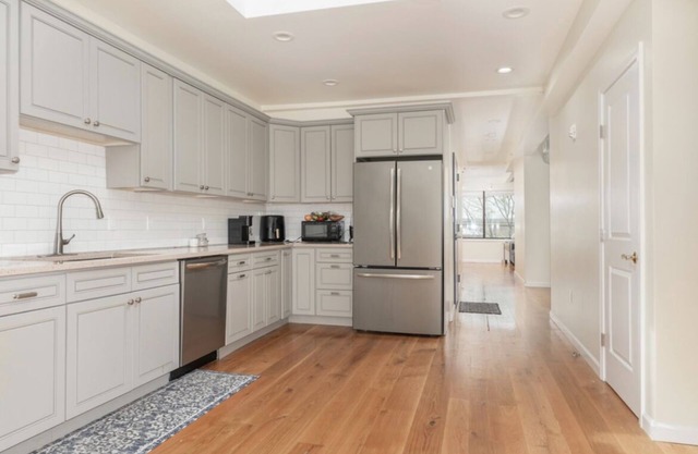 Yale Uptown - New/secured bldg - 1 block to campus! Walk to Yale NH Hospitaln