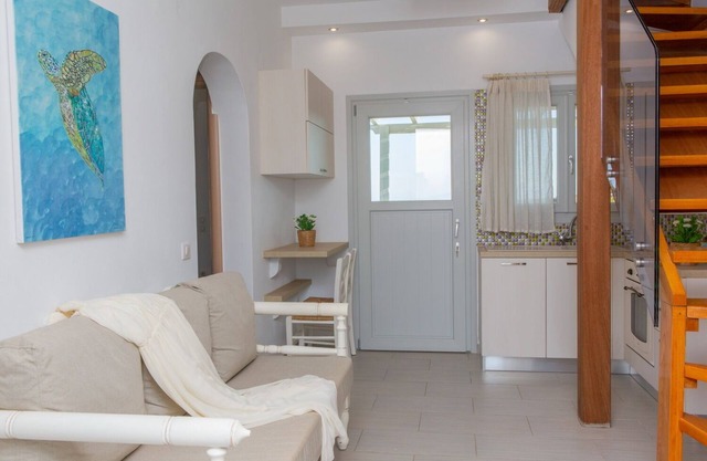 Yellow Moon Villa with private Pool | SUN AND MOON
