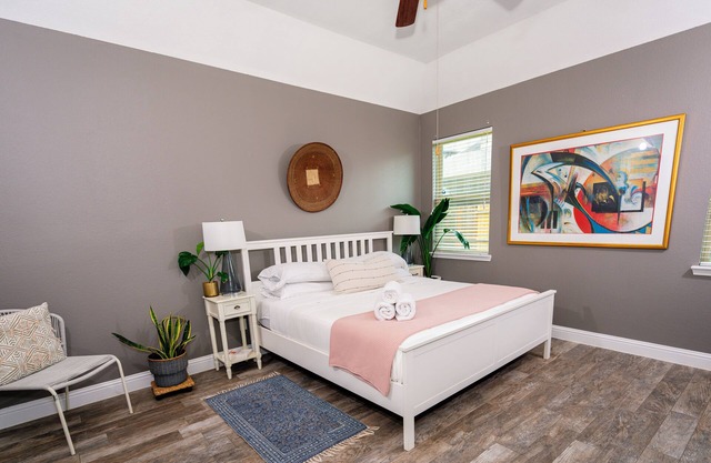 You'll love this peaceful and beautiful place, close to many attractions