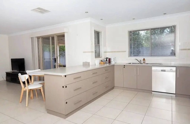 You will feel right at home in this comfortable apartment!