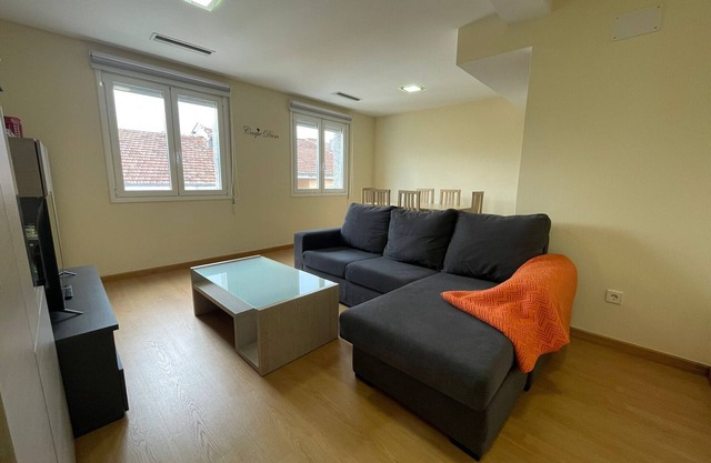 YouHouse Maca I
