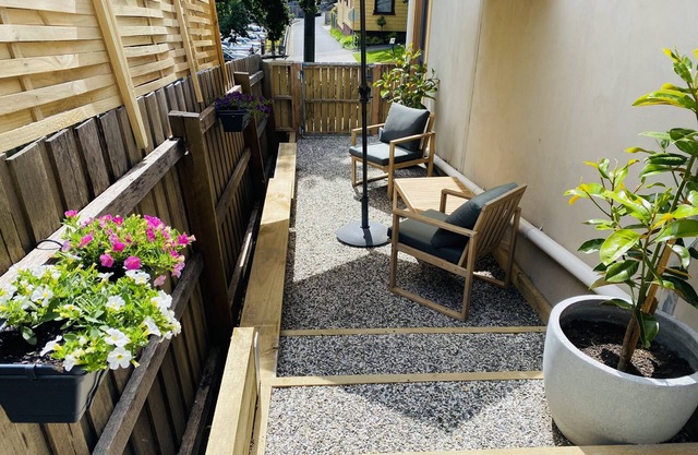 You’ll love this unique and cosy escape close to town!