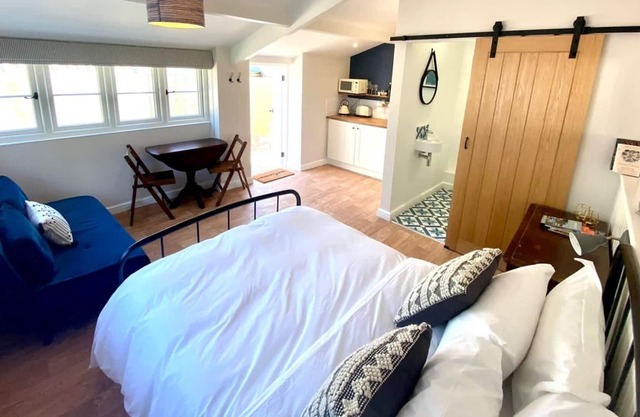 Your perfect rural retreat in Dorset - The Snug at Caphays