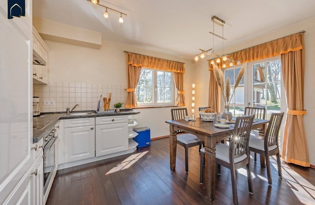 "Your perfect vacation home on the lagoon - relaxation for the whole family!"