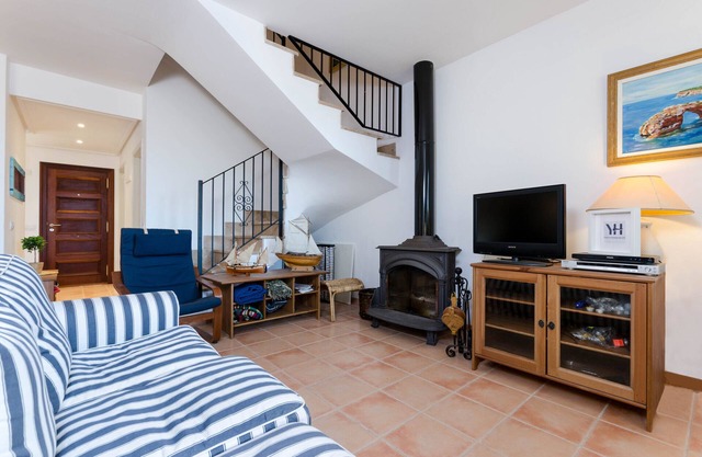 YourHouse La Sirena, quiet house by the sea