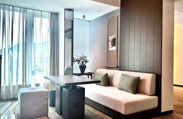 Yuwa Hotel