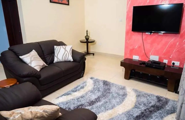 YvonneEx Apartments - 2 Bedroom Comfort