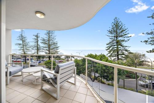 Zanzibar 404, Sensational 2 Bedroom Oceanview Apartment