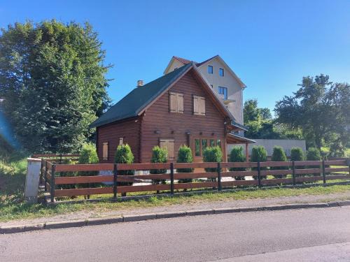 Zara Chalet