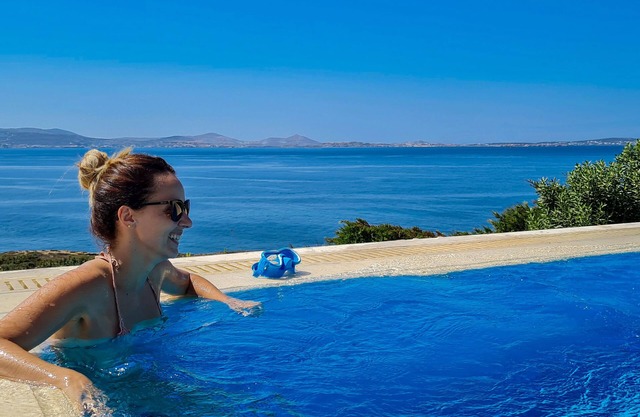 ZELION VILLA "Colored by shades of Greek blue and Sunset's orange"