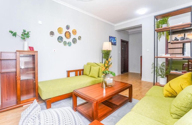 Zhengzhou Zhengdong New District·Zhengzhou East Railway Station· Locals Apartment 00163360