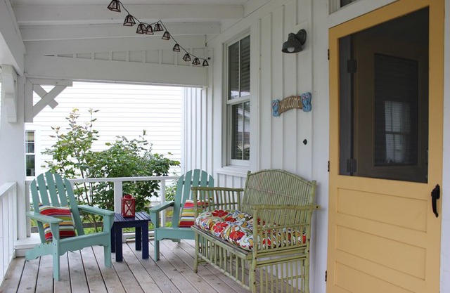 Zinnias Cottage: 2 BR / 2 BA seabrook in Pacific Beach, Sleeps 4