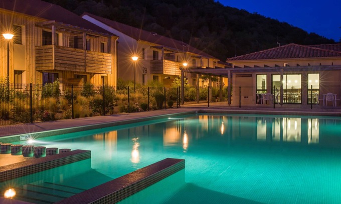 Les Eyzies Condo | À 300m du Centre! Appart avec Accès Piscine, Wi-Fi