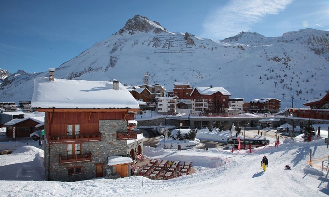 Tignes Condo | À deux pas des pistes ! T4 avec sauna privé