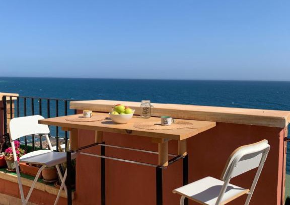 Adra Apartment | Ático dúplex - 1ª Linea playa