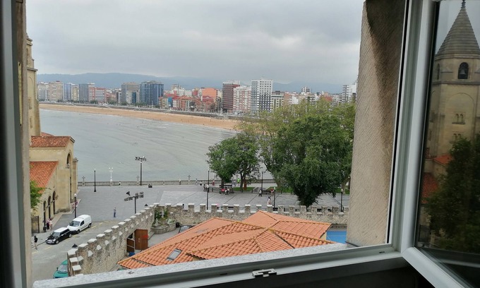 Cimadevilla Condo | Ático EN Cimadevilla DE Gijón Mirando AL Cantábrico Y A LA Playa DE SAN Lorenzo