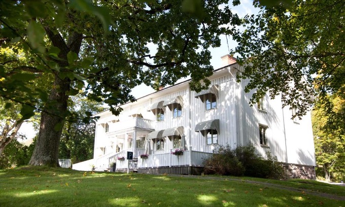 Kristinehamn Hotel | Ölme Prästgård Gästgiveri