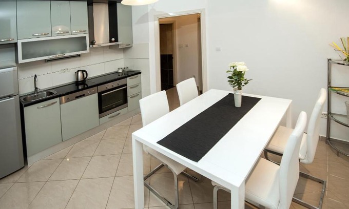 Znjan House | Žnjan Beach Apartments