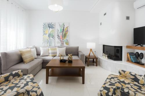 Volos City Centre Villa | Μονοκατοικία «Maizonette passaggio G»
