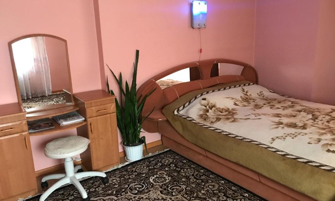 Chernovtsy Apartment | Апартаменти з окремою ванною кімнатою