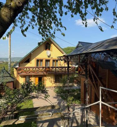 Chernovtsy House | Будинки для відпочинку Для відряджень