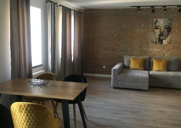 Lviv City Center Apartment | Дворівневі апартаменти на площі Ринок