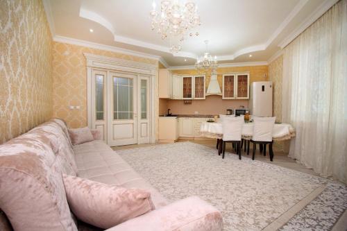 Almaty Apartment | ЖК Вавилон комфортная 2-комнатная квартира возле торгового центра Мега
