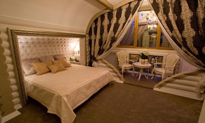 Pylypovychi House | Загородный отельно-ресторанный комплекс "Четыре сезона"
