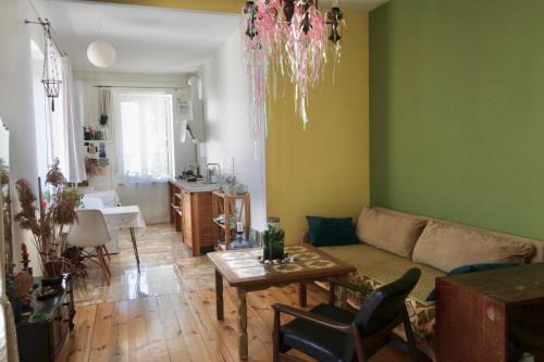 Odessa City Center Apartment | Затишна квартира в центрі Одеси на Караванського