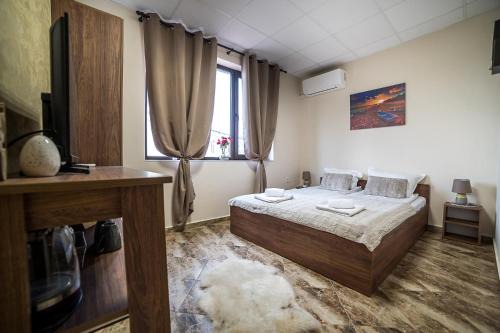 Karlovo House | Къща за гости Алекс