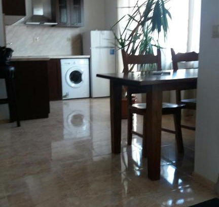 Hristo Botev Apartment | самостоятелен апартамент