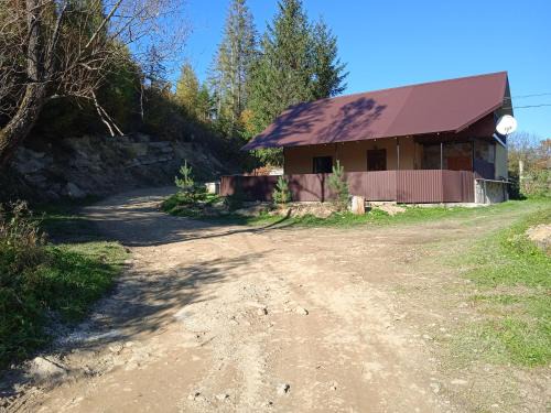Mykulychyn House | У Василя