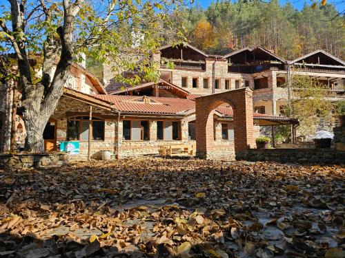 Smolyan Resort | Хотел Изворът Арда