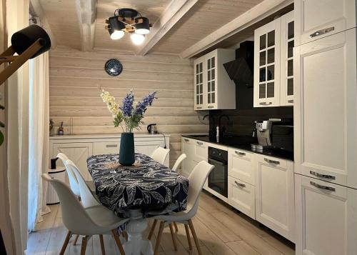 Yablunytsya Ski Chalet | Шале Біла Ведмедиця
