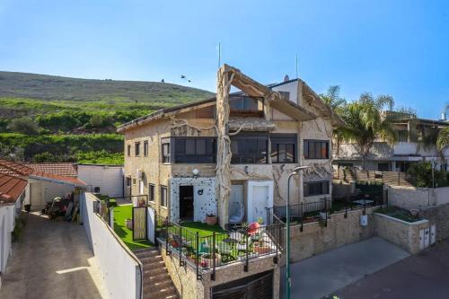 Yavne'el Apartment | נוף בראשית ביבניאל - וילה מהממת עם בריכה ו-3 סוויטות מדהימות