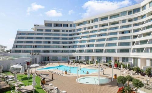Eilat Apartment | סוויטות עם נוף וצמודות לים במתחם SeaSide היוקרתי עם בריכה - By SEAELO EILAT