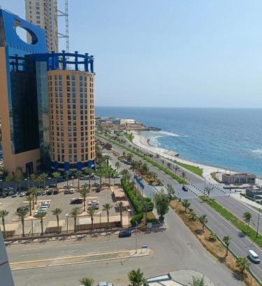 Ash Shati Apartment | استديو فندقي بإطلالة بحرية فاخرة