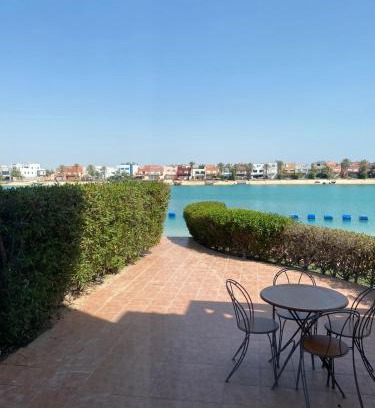 Durrat Al-Arous Ski Chalet | شالية درة العروس