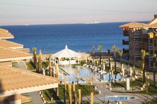 Ras Sudar Ski Chalet | شاليهات بورتو ساوث بيتش للأسر فقط An