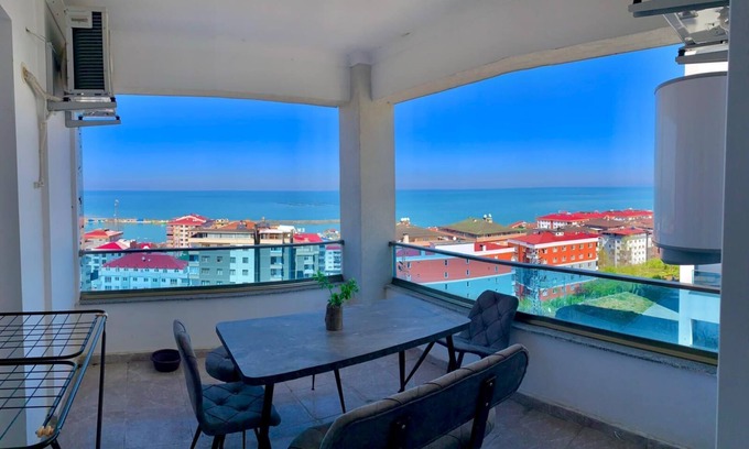Trabzon Apartment | شقة يومرا - شقق الصقر الذهبي