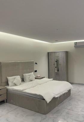 Al Kharj Apartment | غرفة وصالة فندقية واسعة