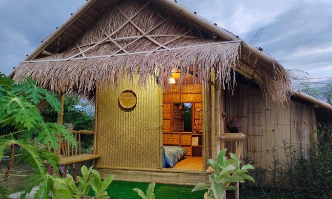 Chom Thong House | บ้านสวนกางโต้ง Ban Suan Kang Tong