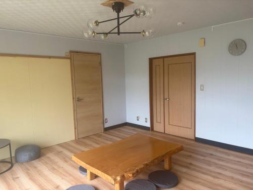 Yakumo Apartment | ペコレラ学舎 Teacher House