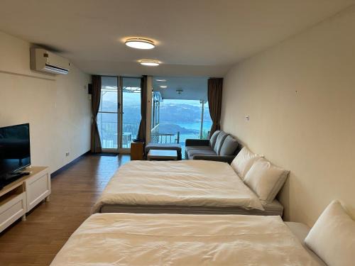 Ruifang House | 九份山里看海民宿|2-4人海景套房|近老街|含早餐