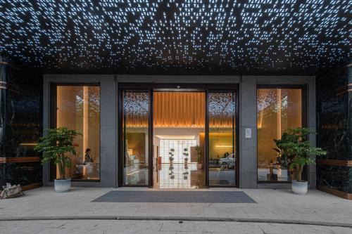 Nan An Hotel | 季汀国际酒店交通大学轻轨站店
