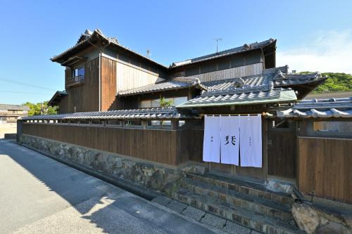 Tonosho Apartment | 島宿栞